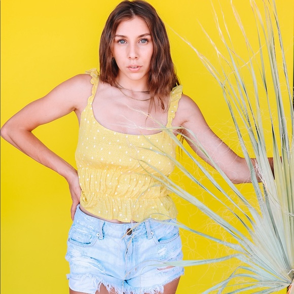 Yellow ruffle tank top - Picture 1 of 4